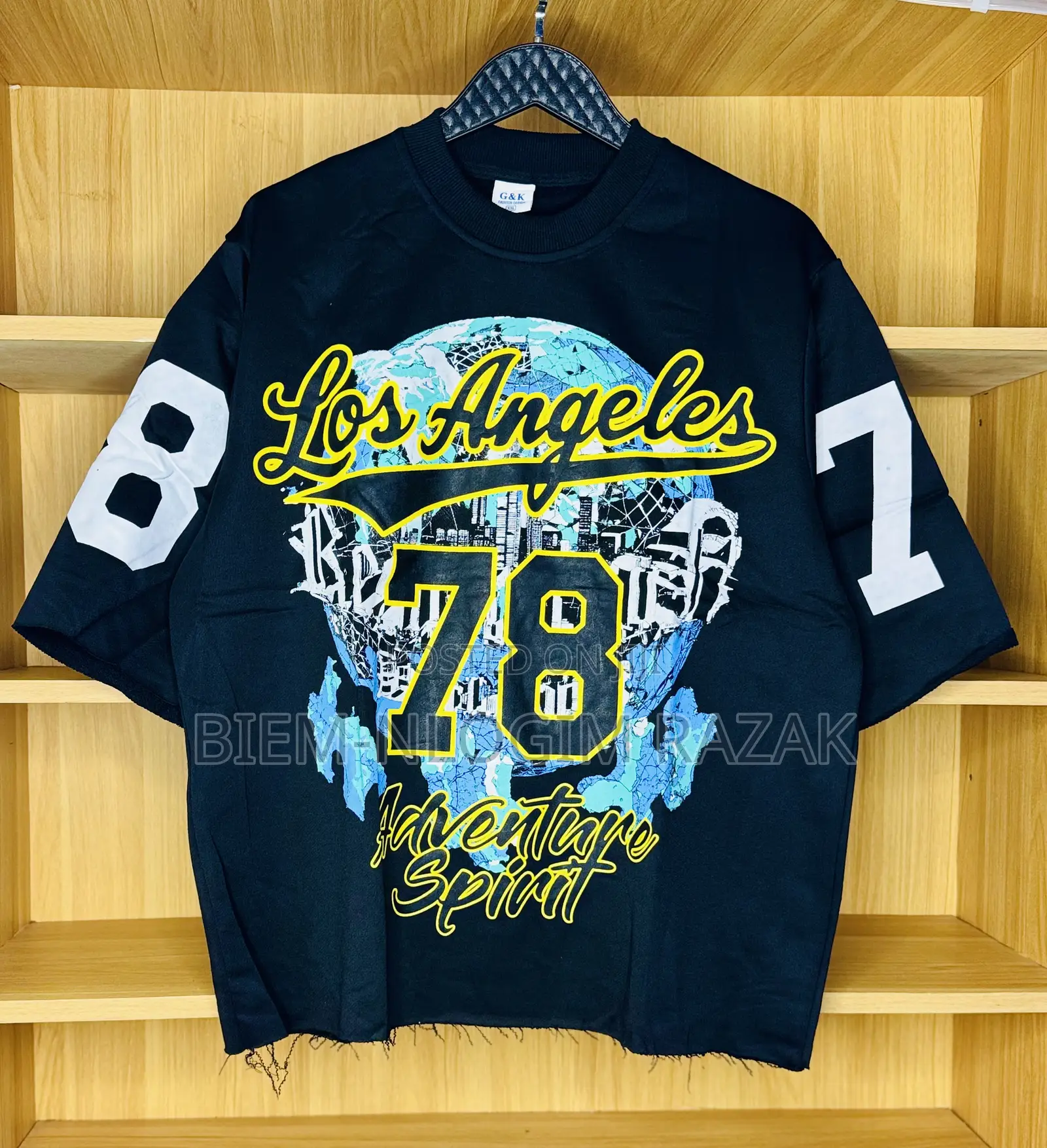 Crop Tops With Below Zip Available in Stock