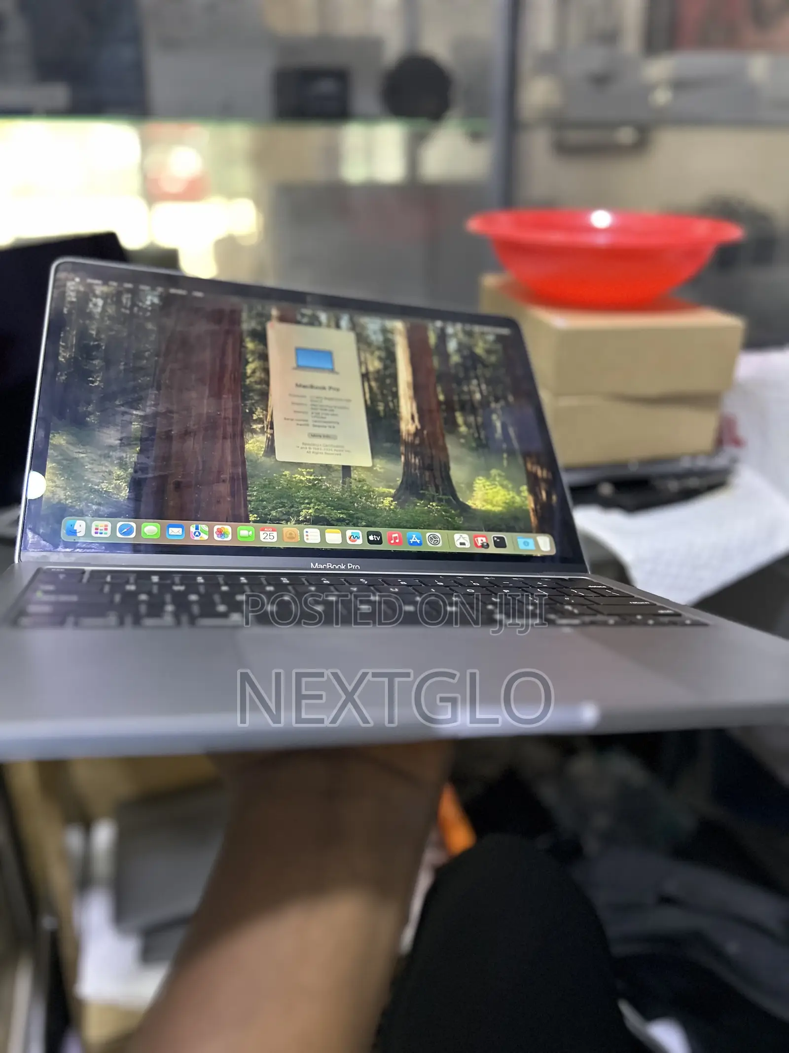 Laptop Apple MacBook Pro 16GB Intel Core I7 SSD 256GB