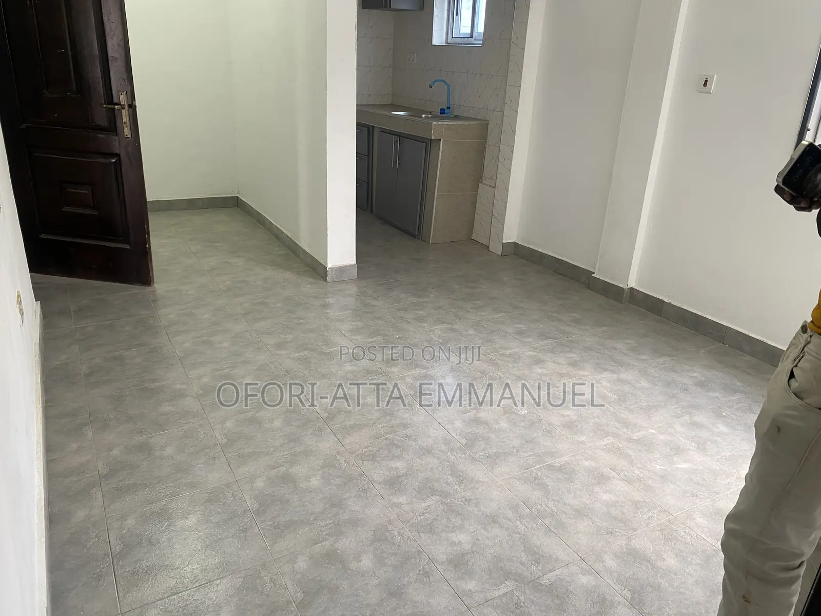 1bdrm Room & Parlour in Kasoa Obom Road, Effutu Municipal for rent
