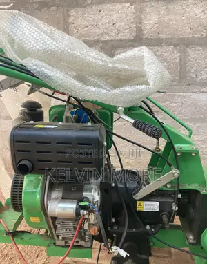 Walk Behind Maize Harvester