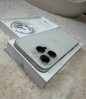 Apple iPhone 15 Pro Max 256 GB