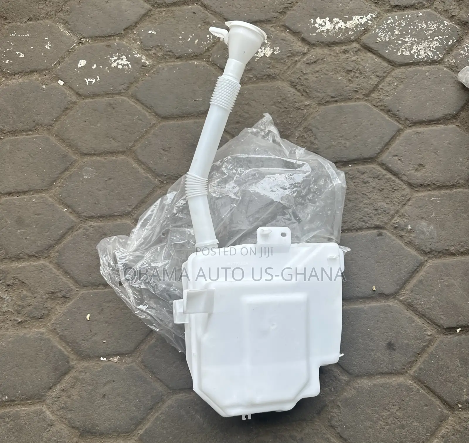 Outlander Wiper Wash Tank 2014 2015 2016 2017 2018 2019 2020 2021