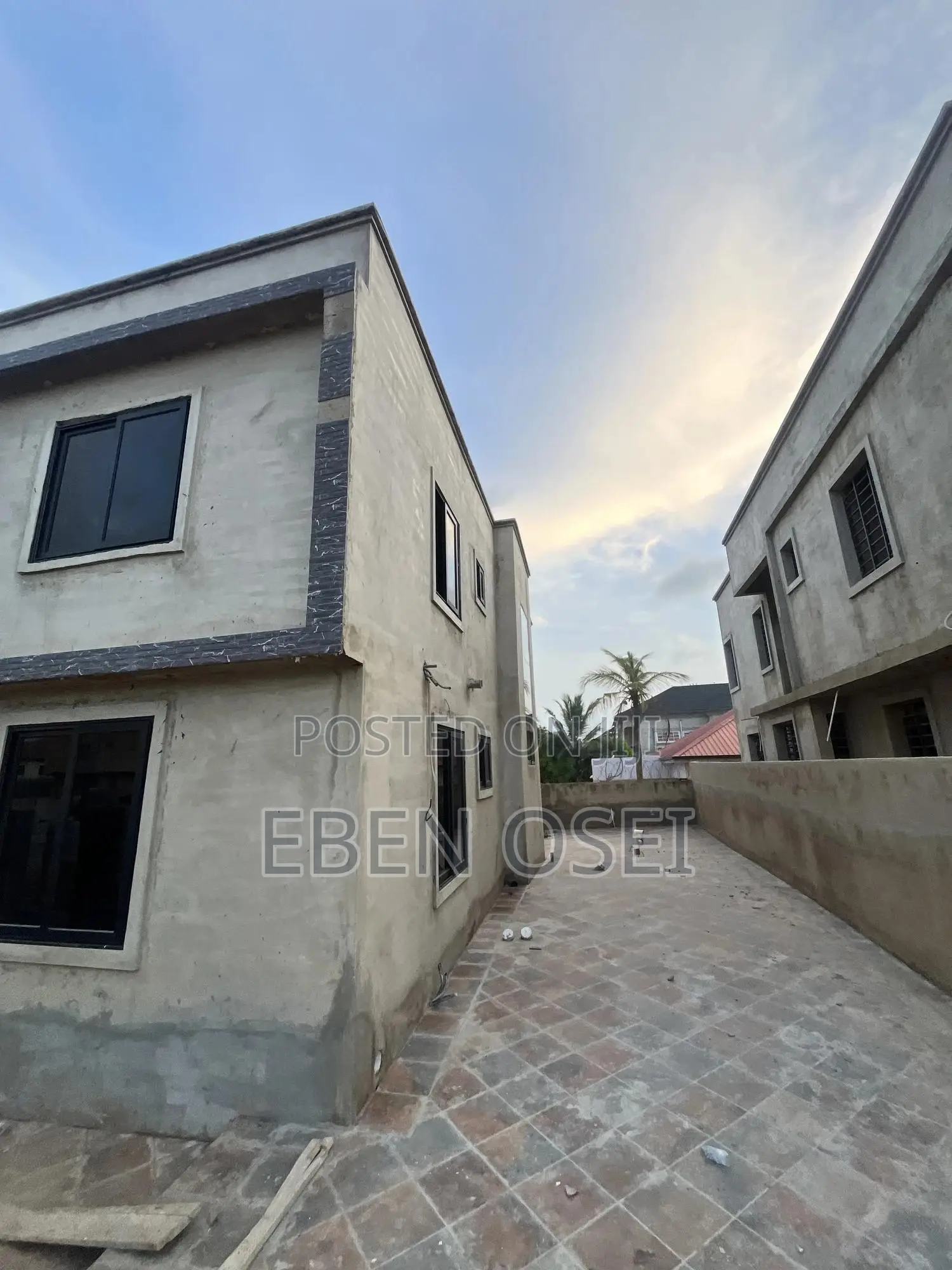 4bdrm House in Dansoman for sale