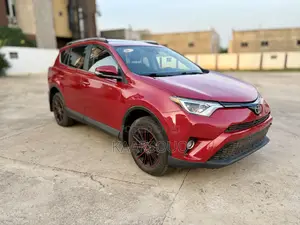 Toyota RAV4 2017 Red