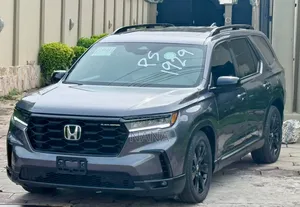 Honda Pilot Black Edition AWD 2025 Gray