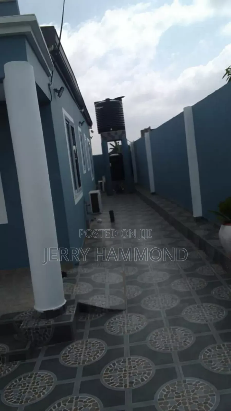 3bdrm House in Valley View, Oyibi for sale