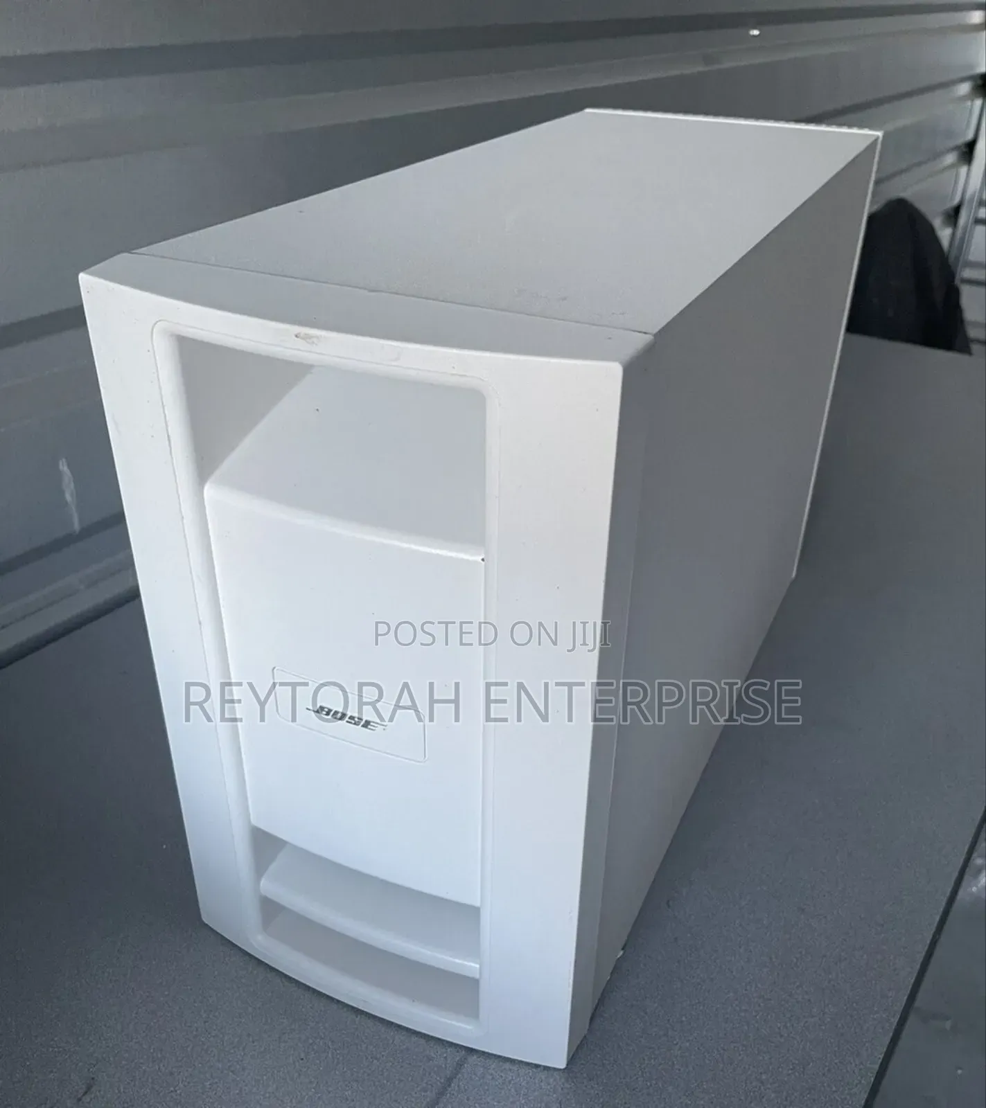 Bose Lifestyle 235 Home Theater Subwoofer_white