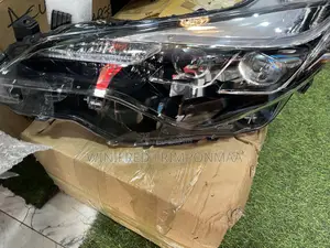 Toyota Corolla 2017-2019 Headlight