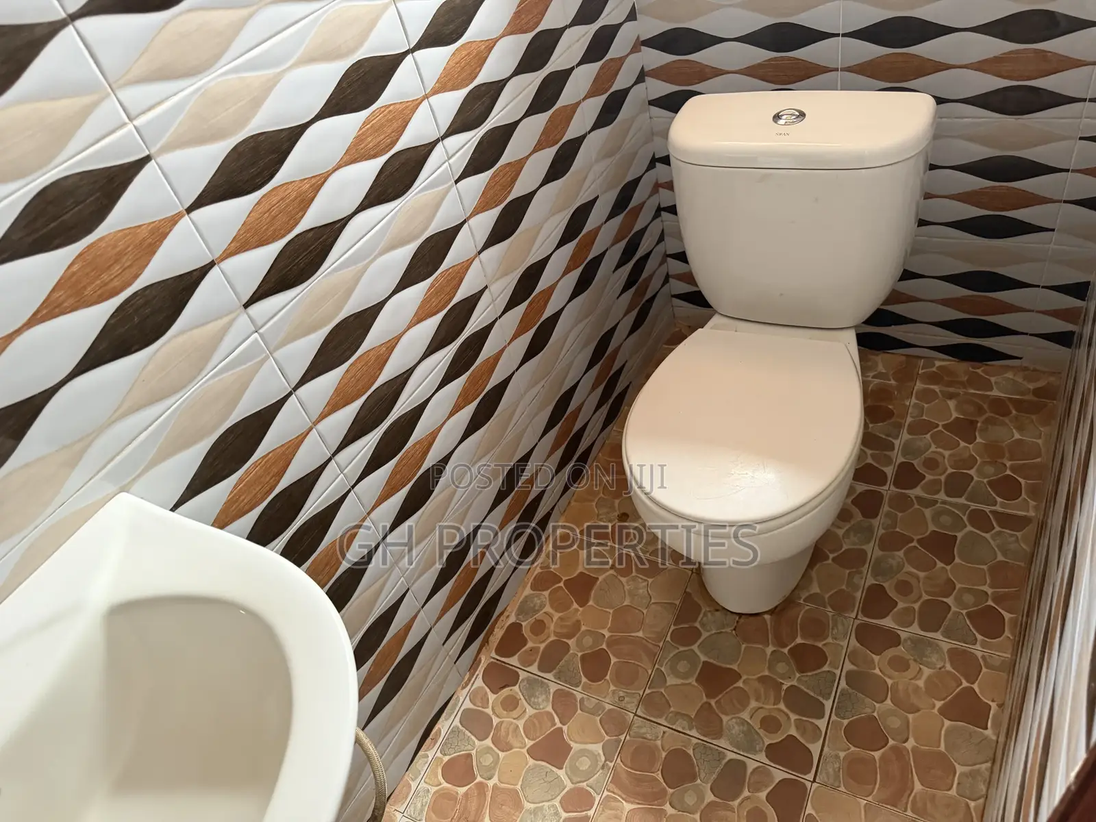 2bdrm Apartment in Sokoban Wood Village, Kumasi Metropolitan for rent