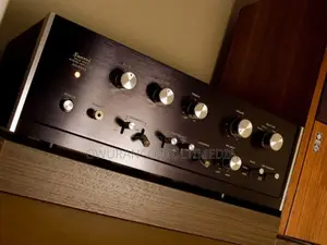Sansui Au-555a Stereo Amplifier