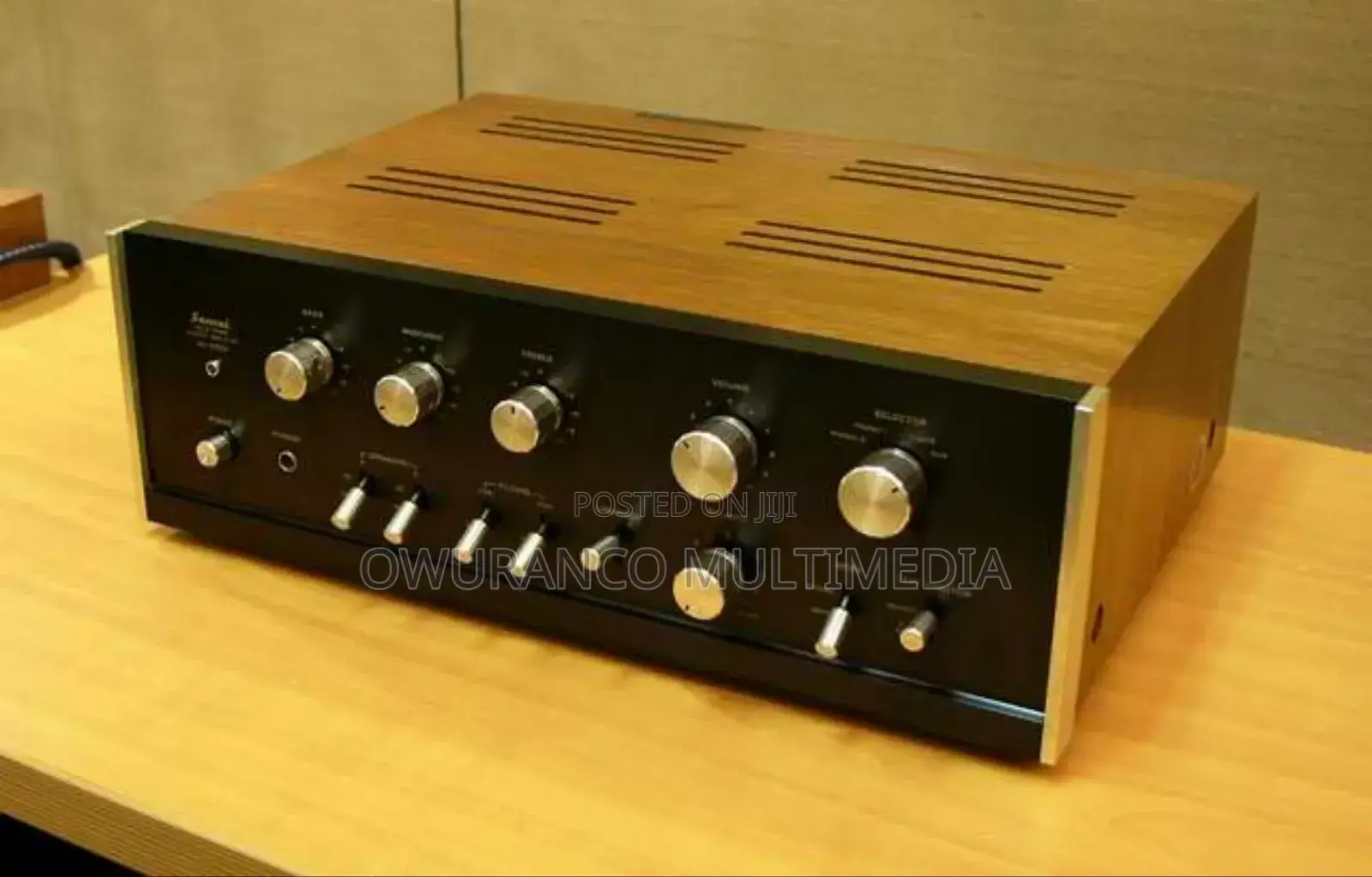 Sansui Au-555a Stereo Amplifier