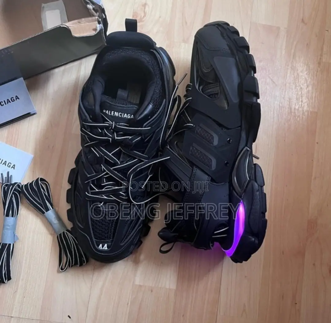 Original Balenciaga Track 1 Black With Light