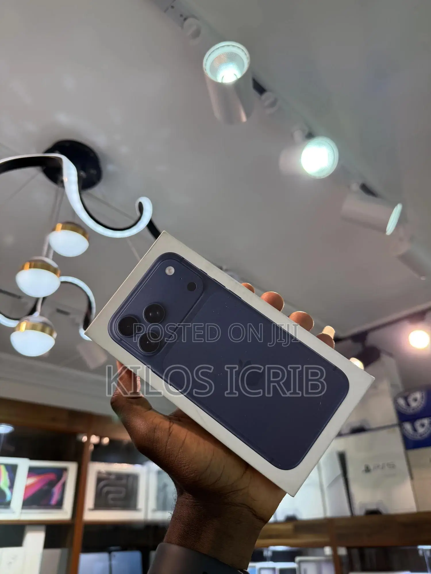 New Apple iPhone 17 Pro Max 256 GB Blue