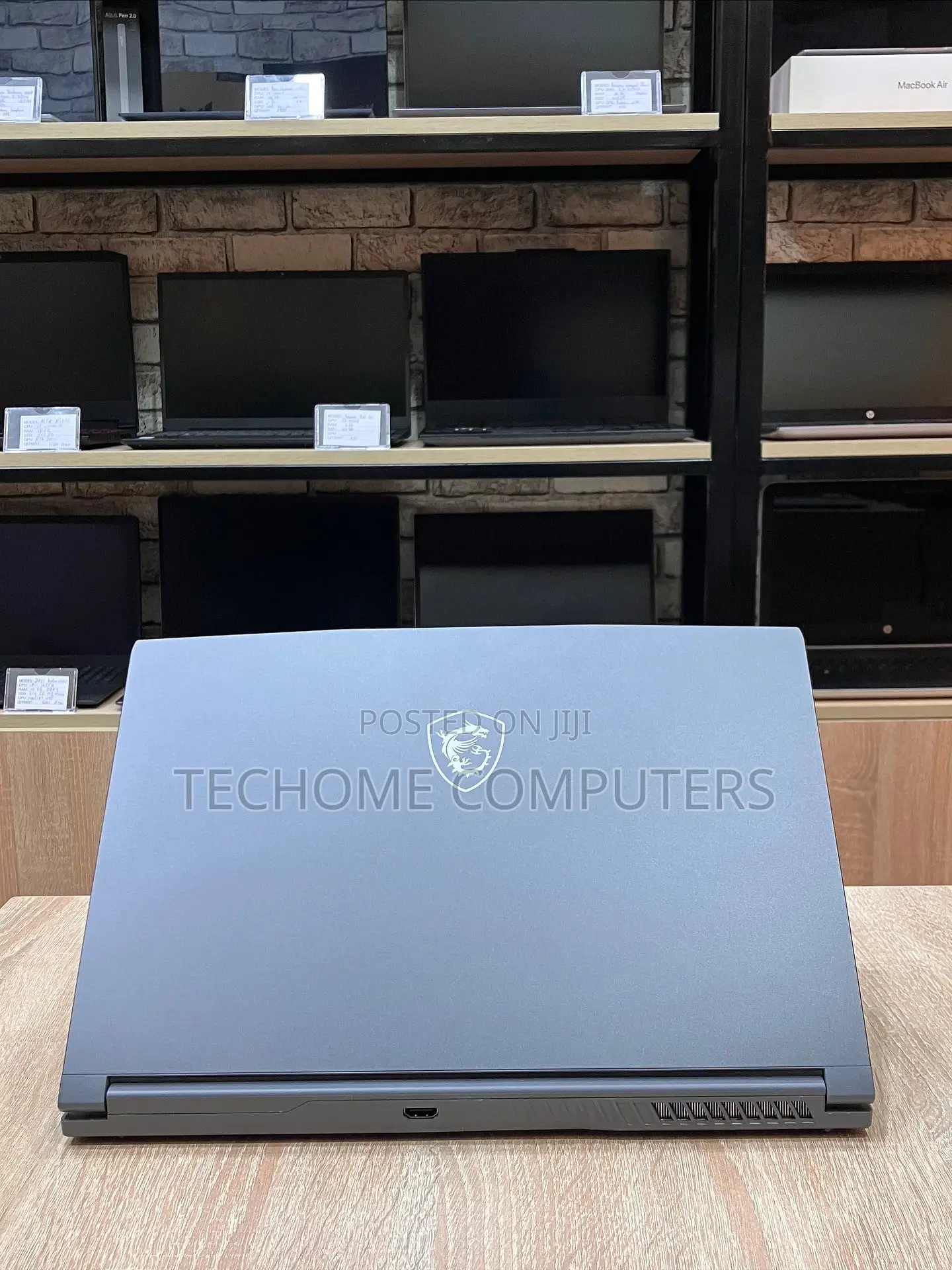 New Laptop MSI GF65 Thin 10UE 16GB Intel Core I5 SSD 512GB