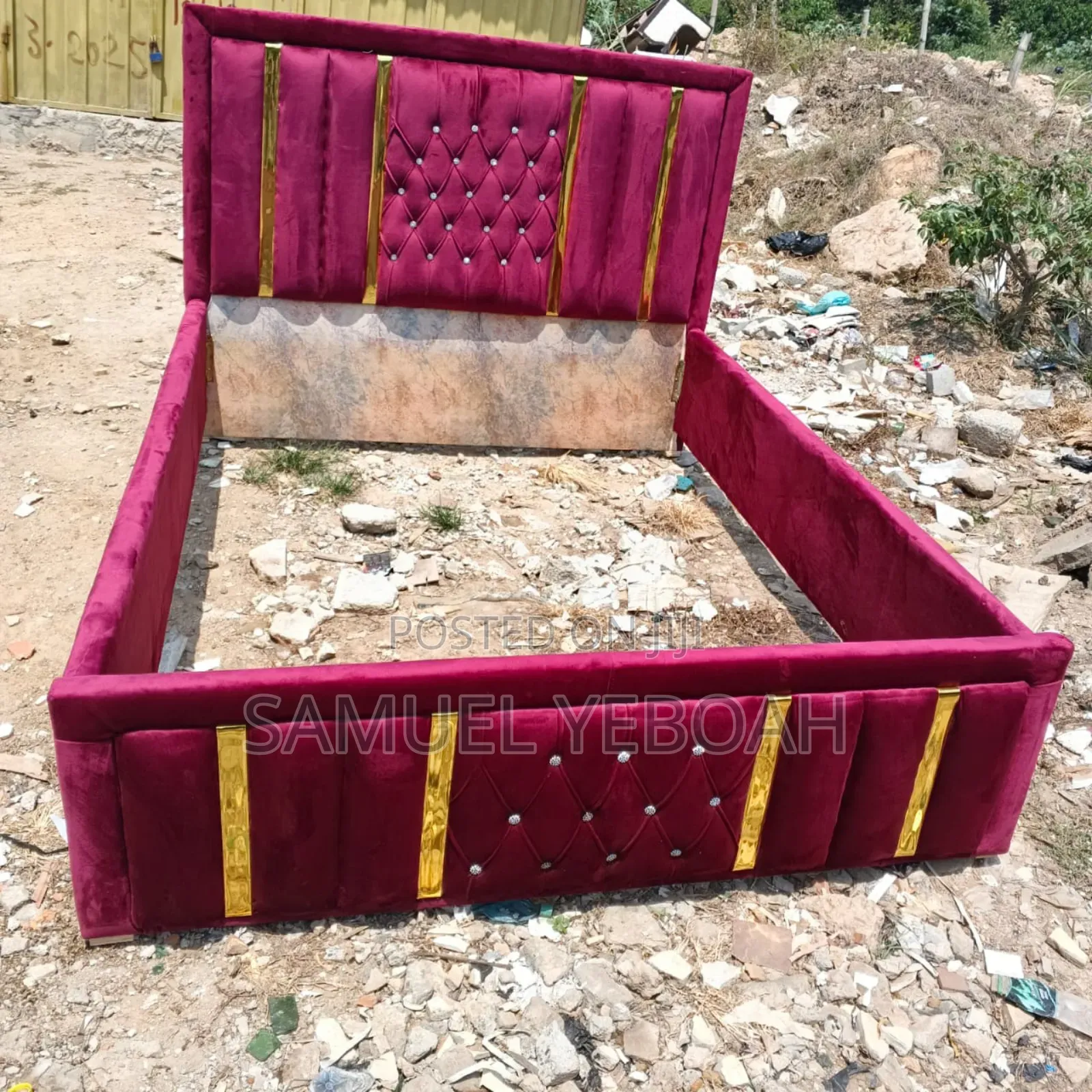 Quality Staffing Double Bed Flame