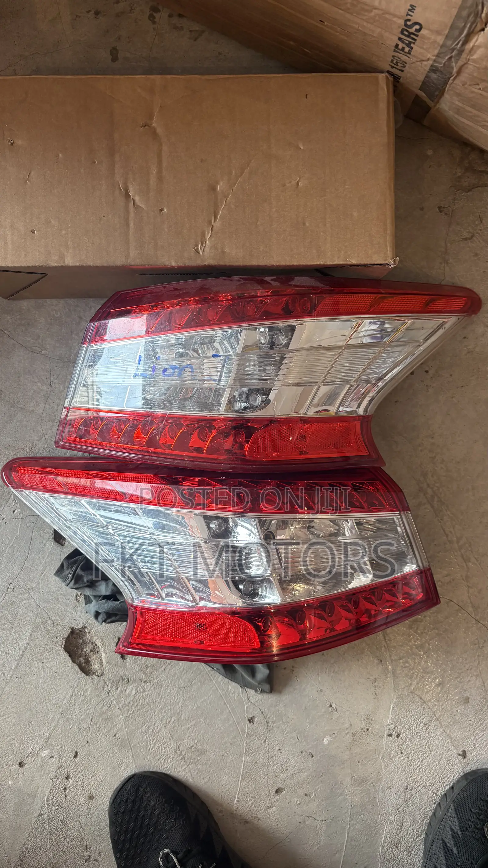 Nissan Sentra Taillight 2012,2013,2014,2015,2016,2017