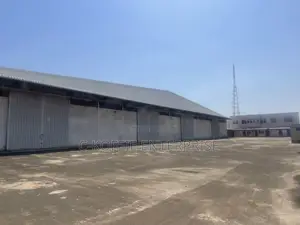 4000 SQM Warehouse on 5 Acers at Tema for Sale