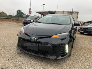 Toyota Corolla XSE 4dr Sedan (1.8L 4cyl CVT) 2017 Black