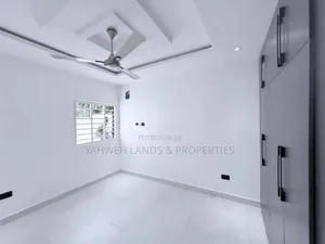 3bdrm House in Lashibi for sale