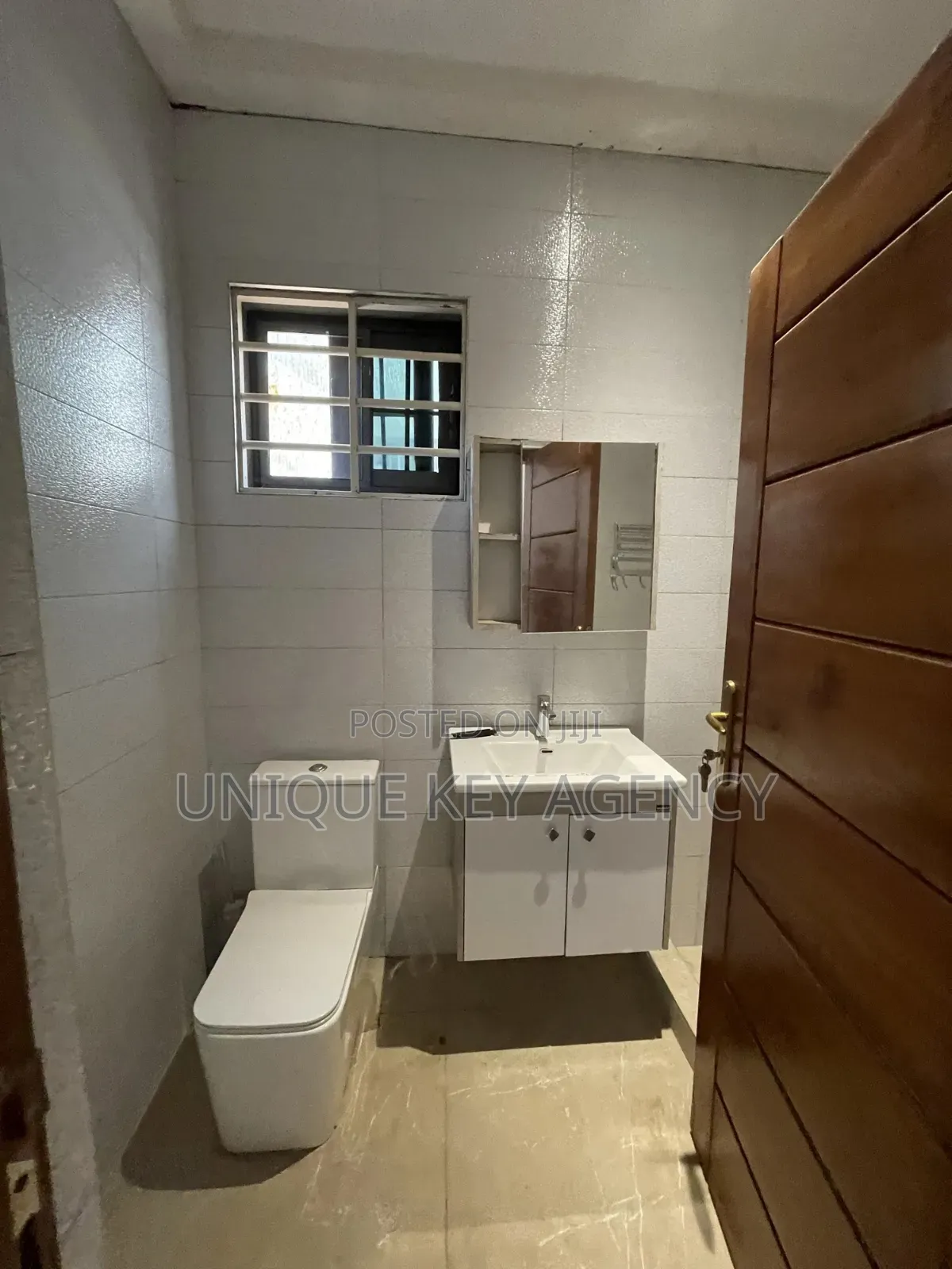 4bdrm House in Unique Key Agency, Tseaddo for rent