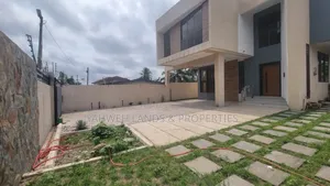 4bdrm House in Madina for sale