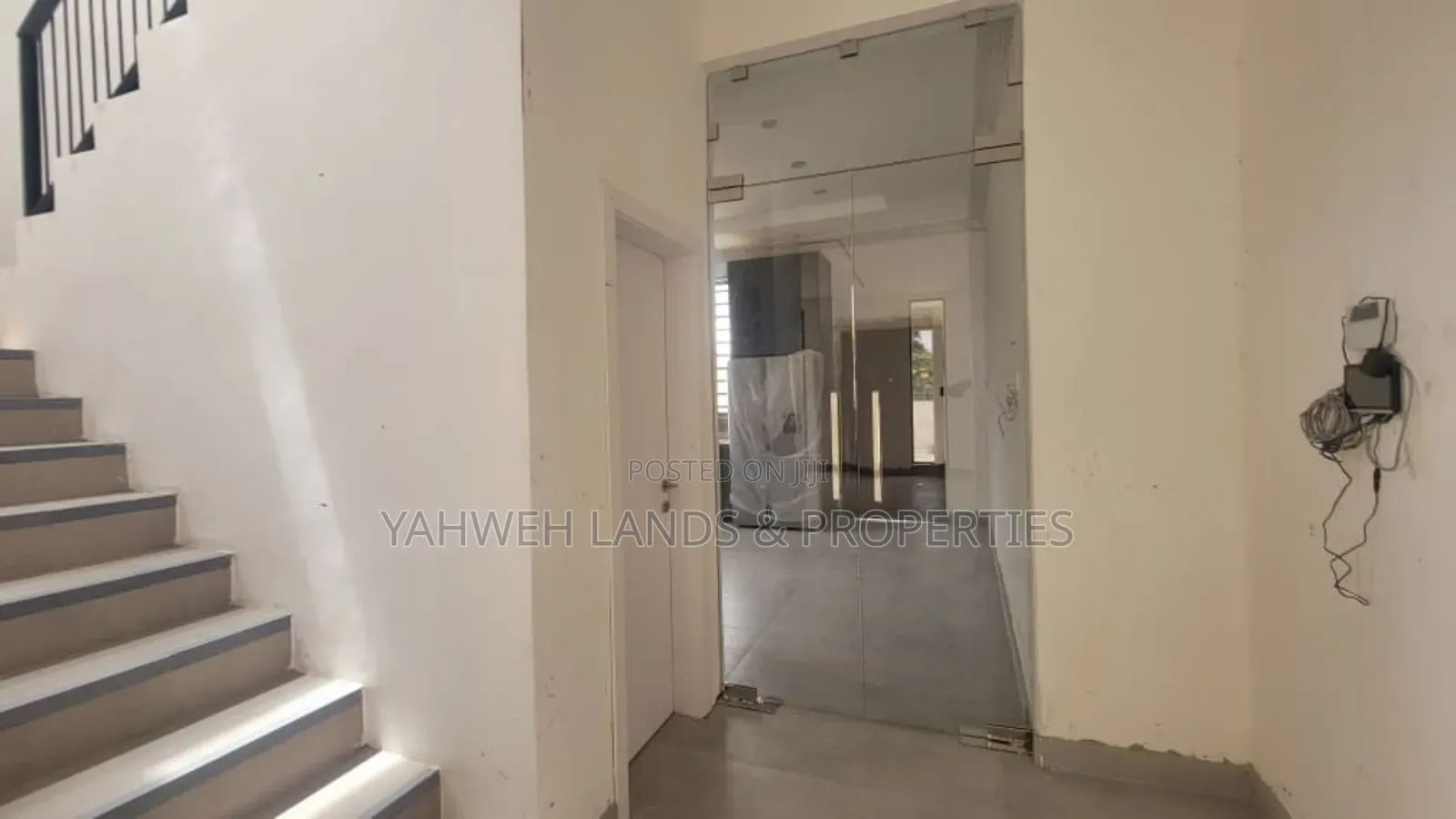 4bdrm House in Madina for sale