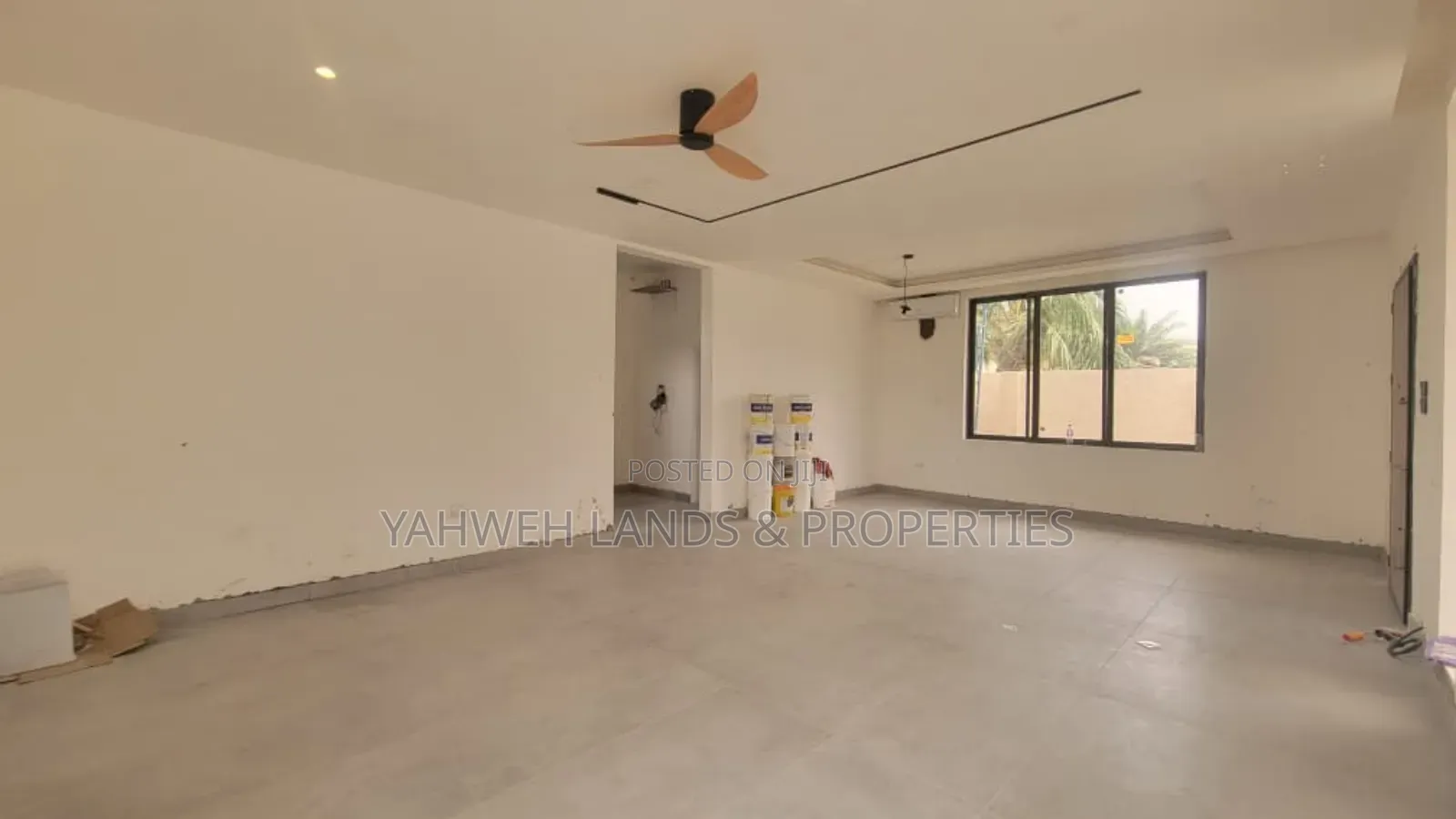 4bdrm House in Madina for sale