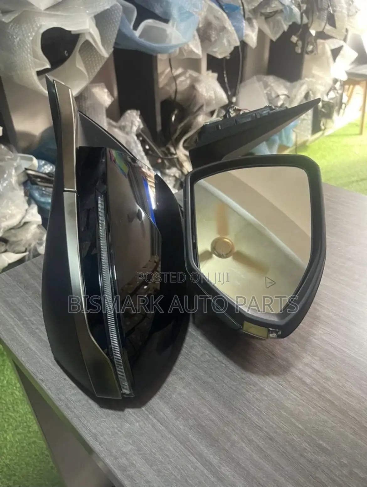 Hyundai Tucson 2022-2023-2024-2025 Side Mirror Light With Sensor Pair
