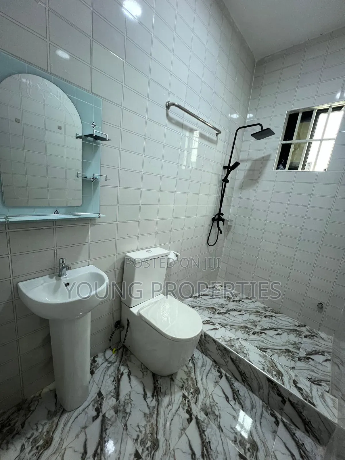 3bdrm House in Kasoa Chrispo City for sale