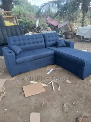 Kings L Shape Staffing Chair