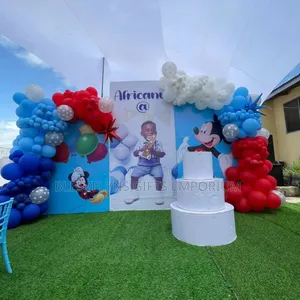 Kids Party Balloon Decor
