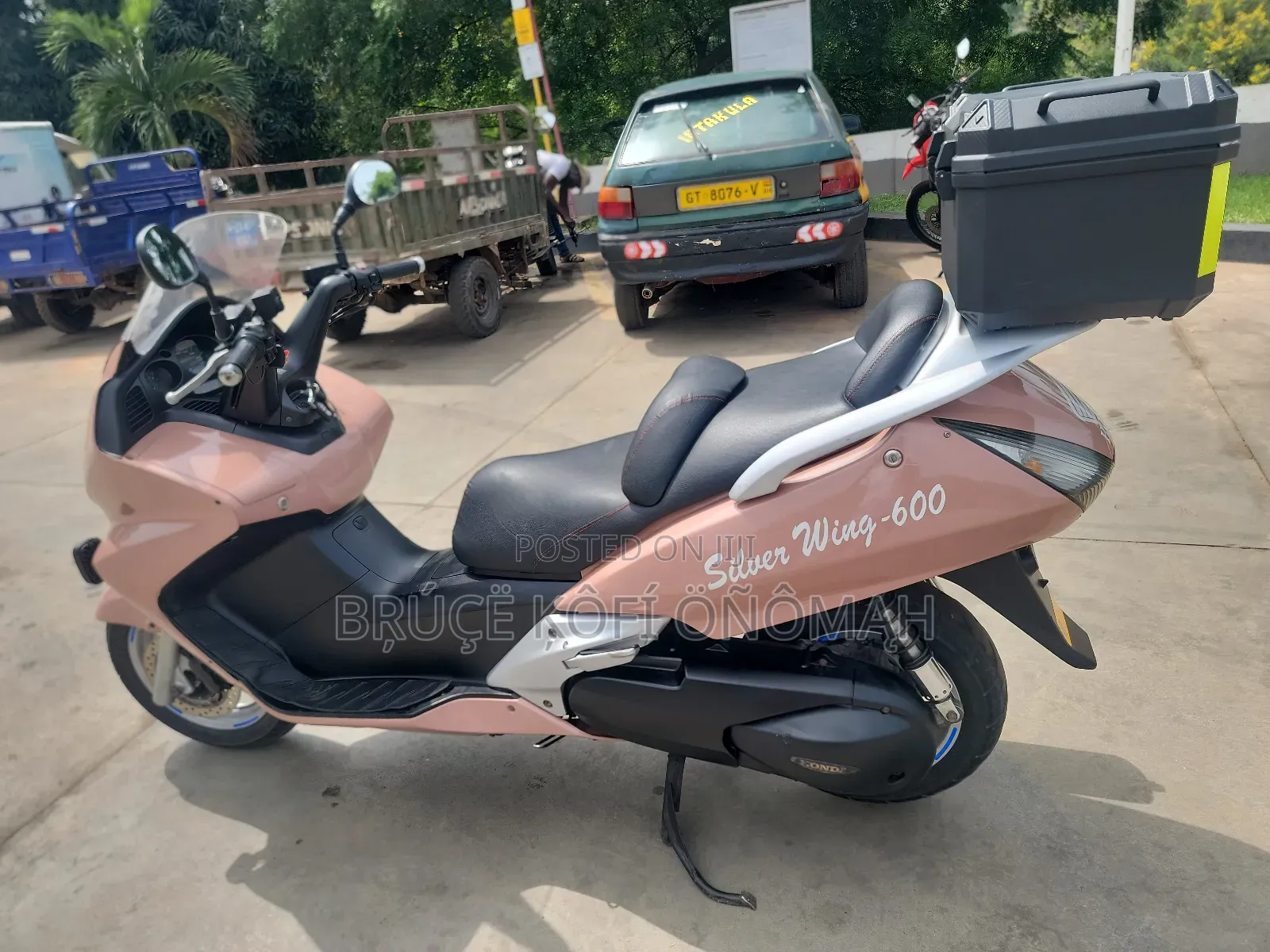 Honda Gold Wing 2012 Beige