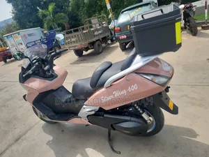 Honda Gold Wing 2012 Beige