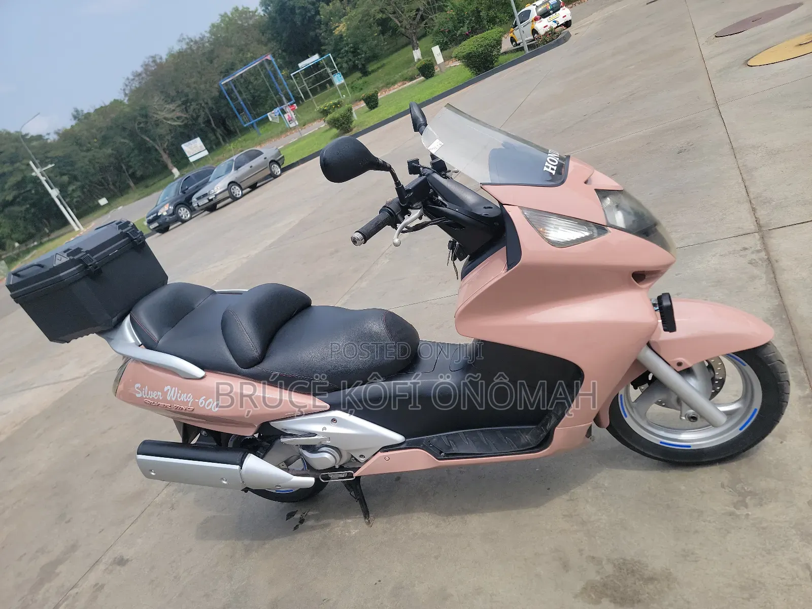 Honda Gold Wing 2012 Beige