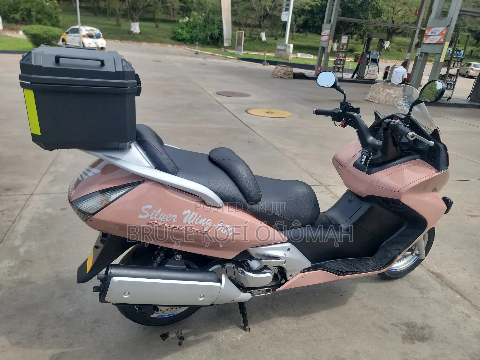 Honda Gold Wing 2012 Beige