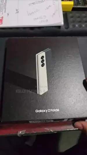 New Samsung Galaxy Z Fold6 256 GB White
