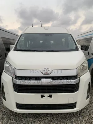 Toyota HiAce 2022 White