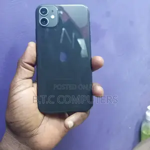 Apple iPhone 11 64 GB Black