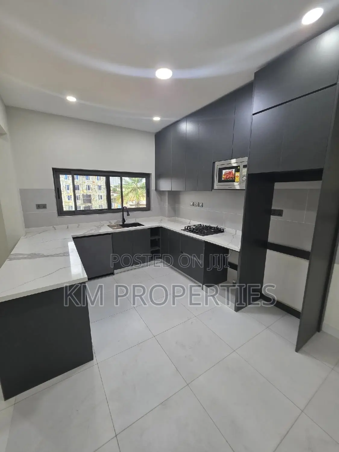 3bdrm Apartment in North Legon for rent