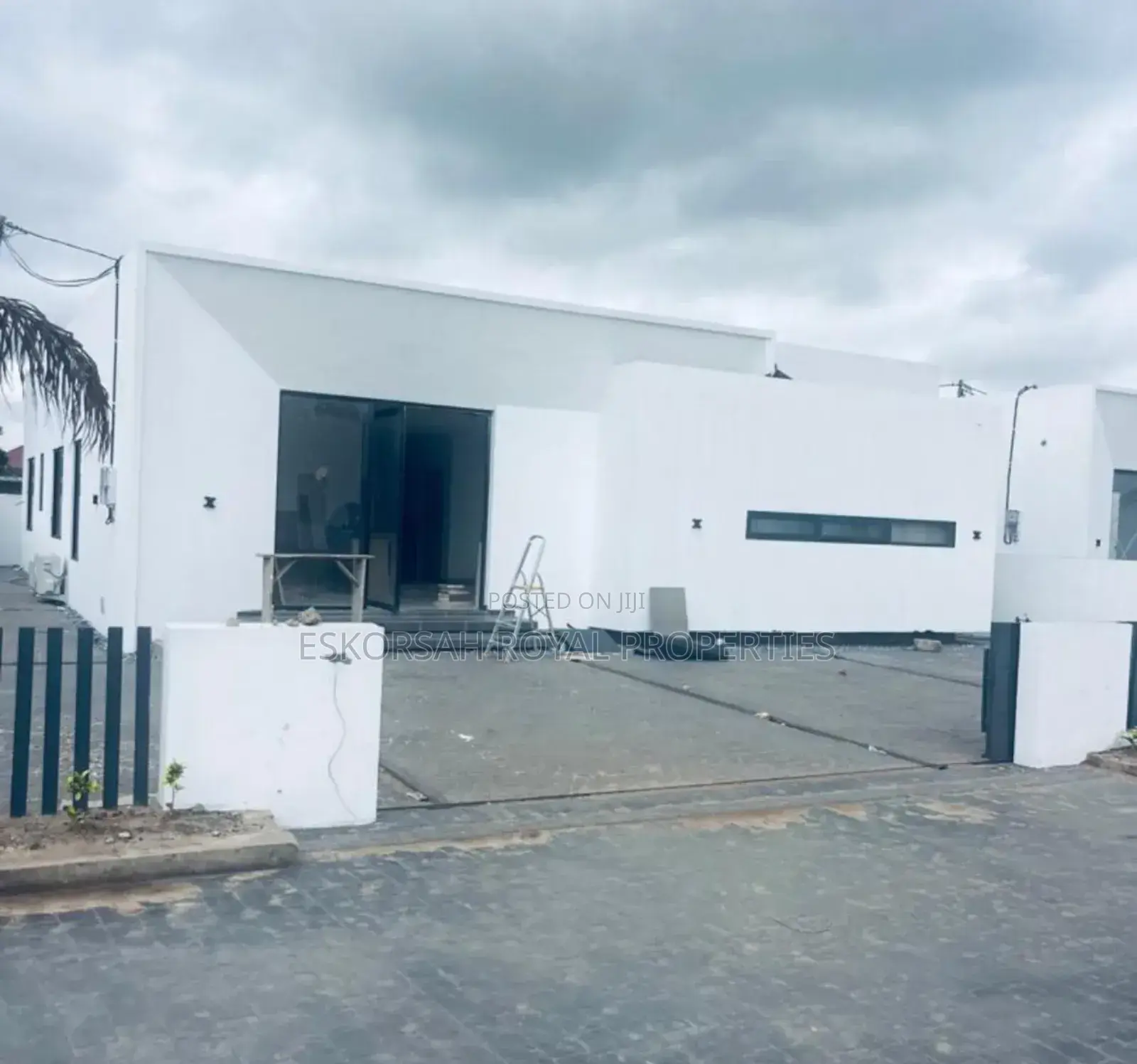 3bdrm House in Ashaley Botwe for rent