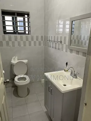 3bdrm Apartment in Greek Apartment In A, East Legon for sale