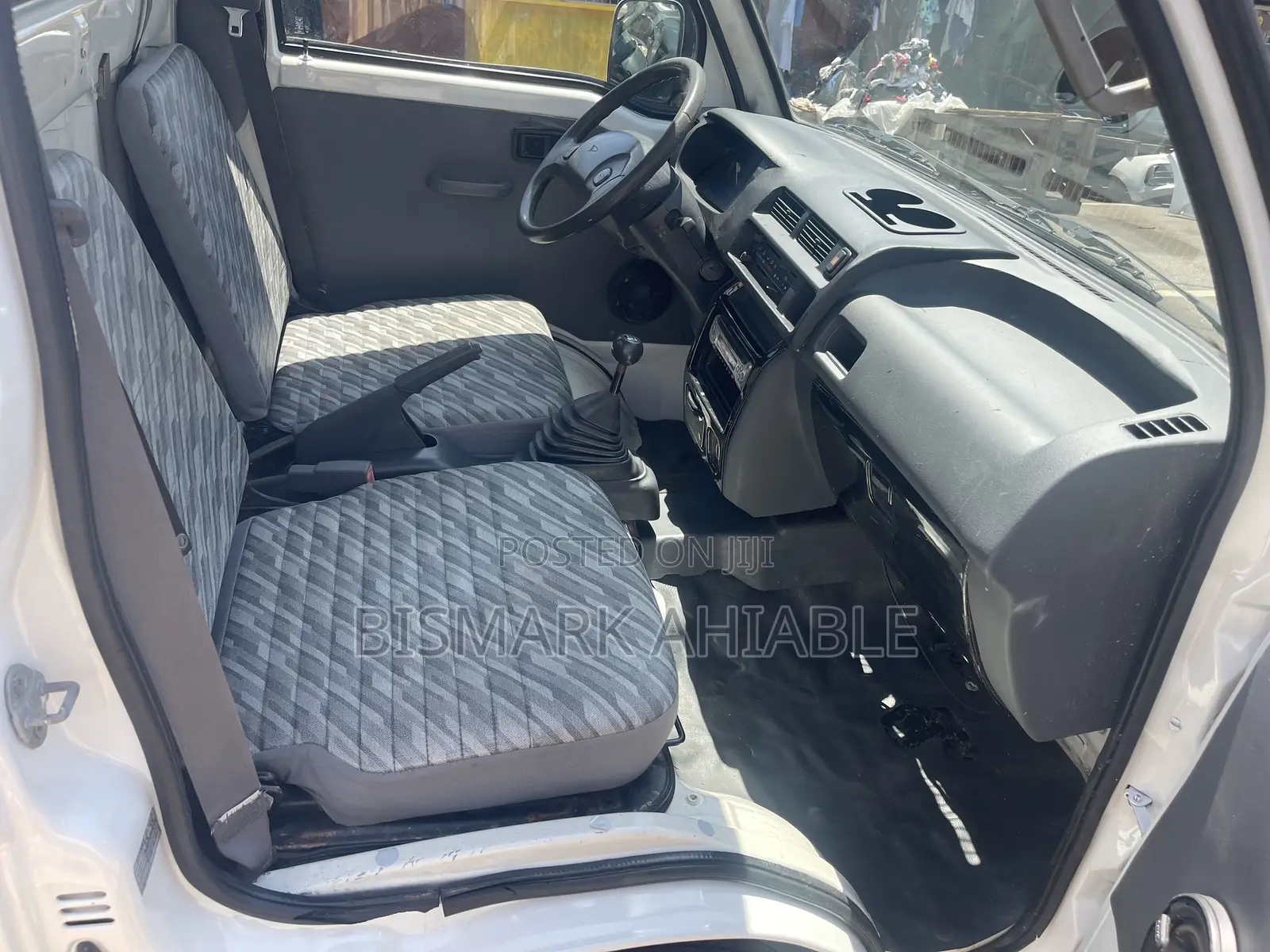 Mini Truck Daihatsu Hijet