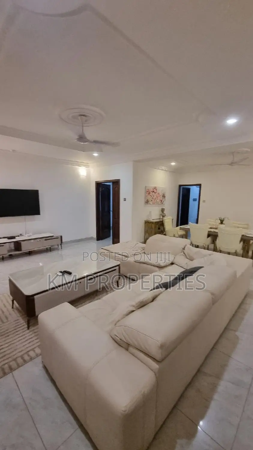 Furnished 3 Beds Executive Airbnb