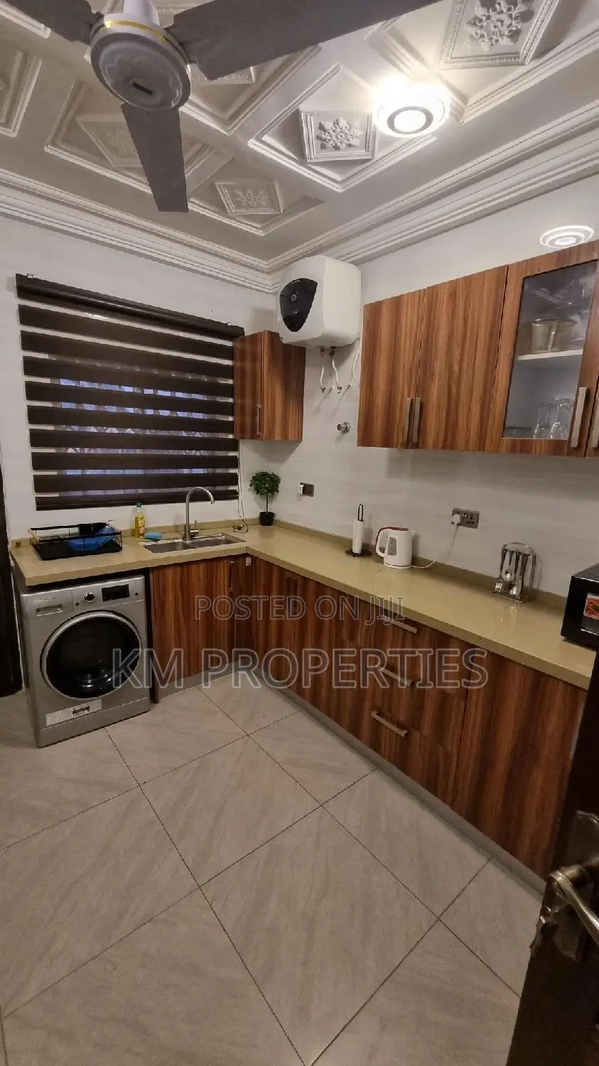 Furnished 3 Beds Executive Airbnb