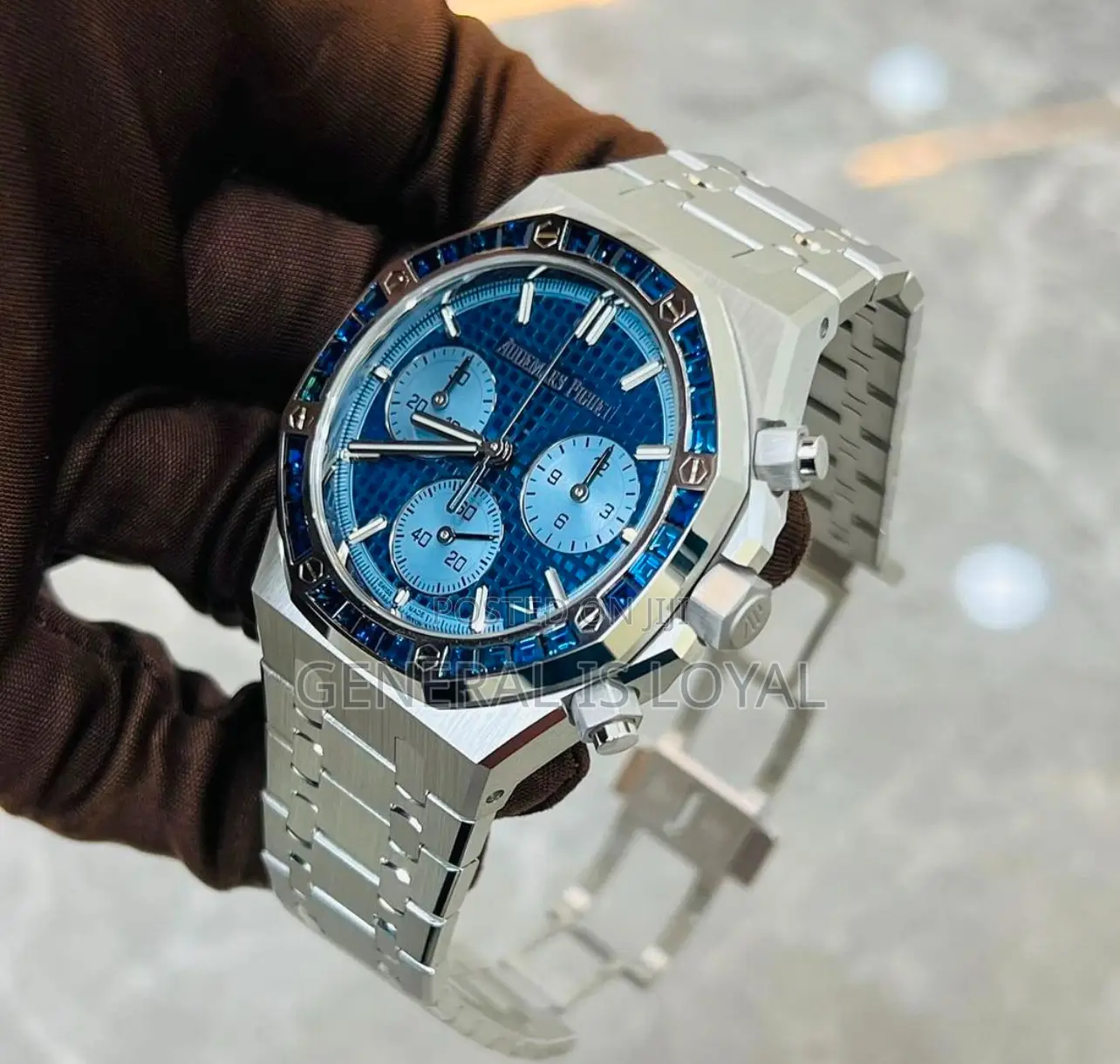 Audemars Piguet Royal Oak Chrono White Gold Sapphire Gem-Set Bezel.