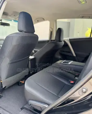 Toyota RAV4 LE 4dr SUV AWD (2.5L 4cyl 6A) 2018 Black