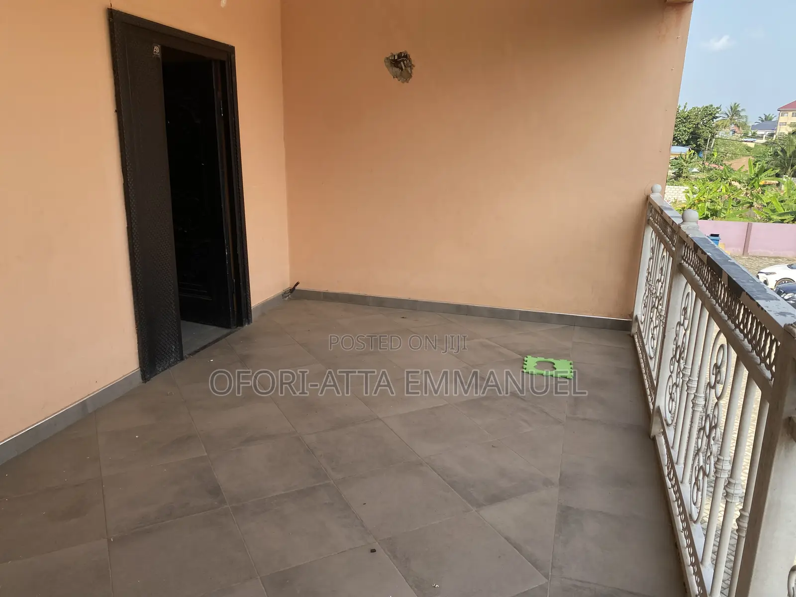 3bdrm Apartment in Amasaman Market, Pokuase for rent