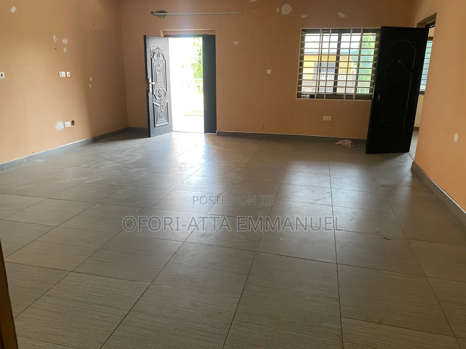 3bdrm Apartment in Amasaman Market, Pokuase for rent