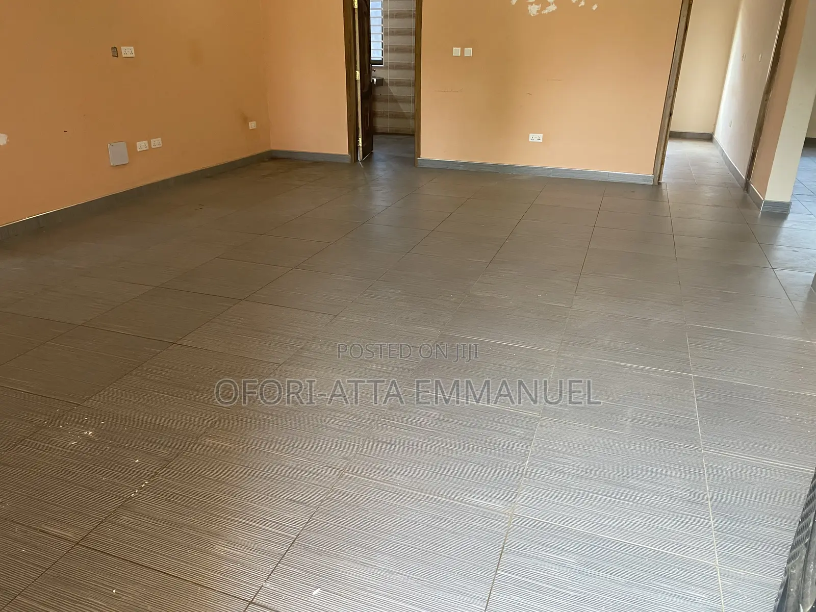3bdrm Apartment in Amasaman Market, Pokuase for rent