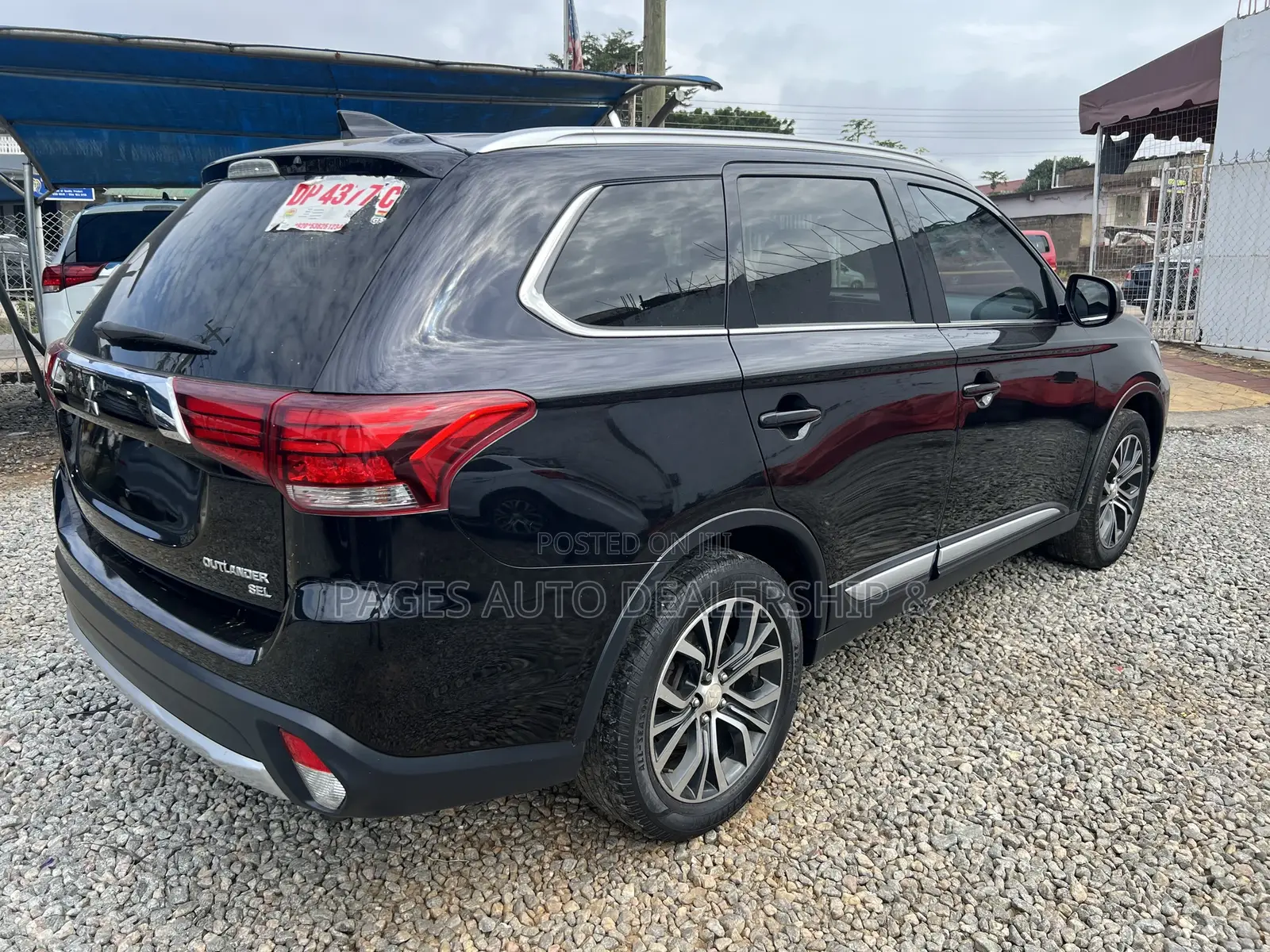 Mitsubishi Outlander SEL FWD 2018 Black